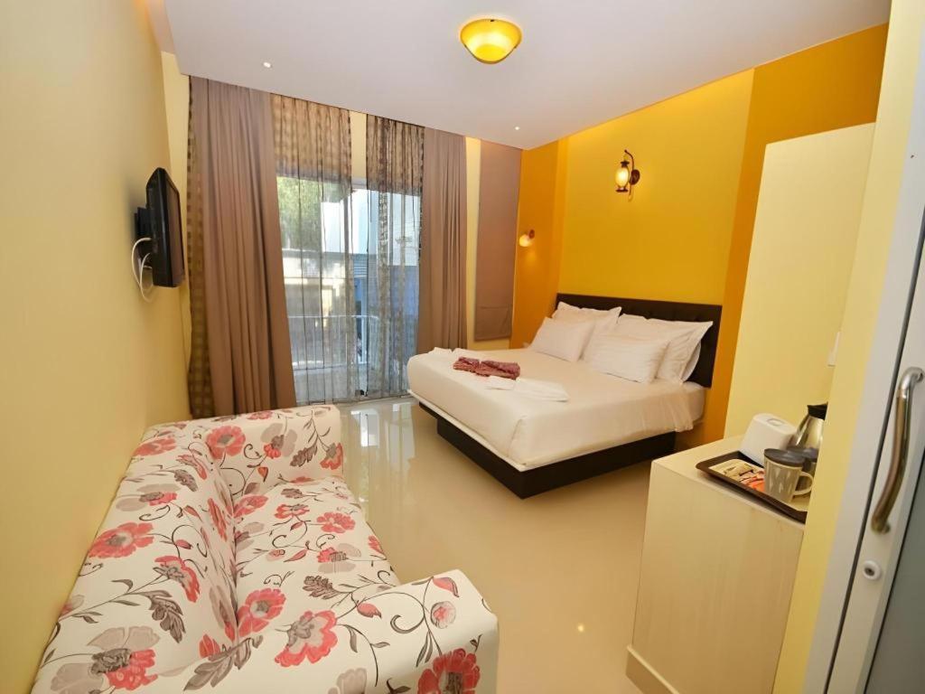 Pearl By The Sea Resort Prachuap Khiri Khan Ngoại thất bức ảnh